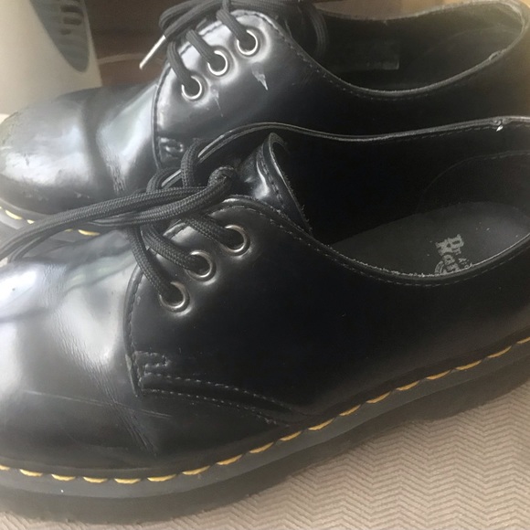 Dr Martin shoes used but in good good condition price accordingly - Picture 4 of 10